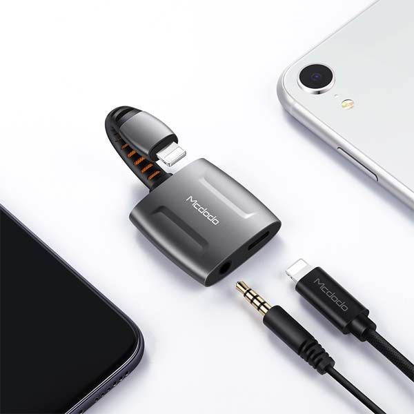 Mcdodo CA-634 Lightning To Lightning and DC 3.5mm Adapter